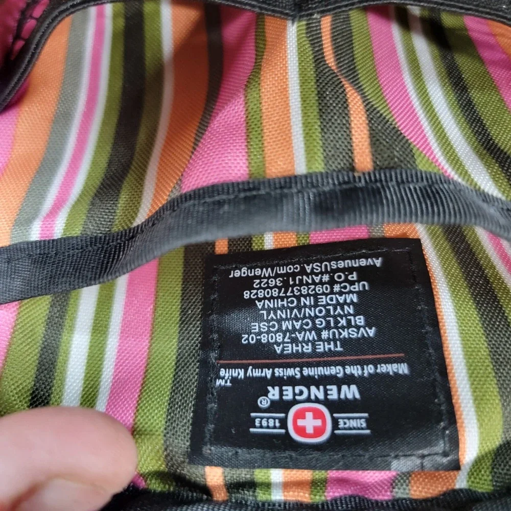 Swiss Gear Wenger The Sherpa Small Padded Camera Bag With Strap Black Pink Strip